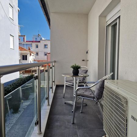 By The Sea Apartment Peraia  Ngoại thất bức ảnh