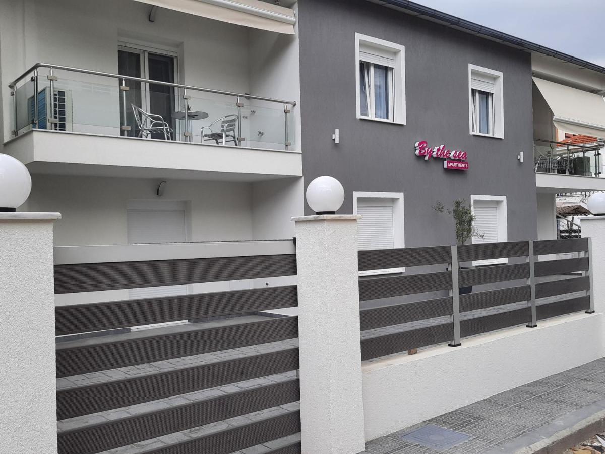 By The Sea Apartment Peraia  Ngoại thất bức ảnh