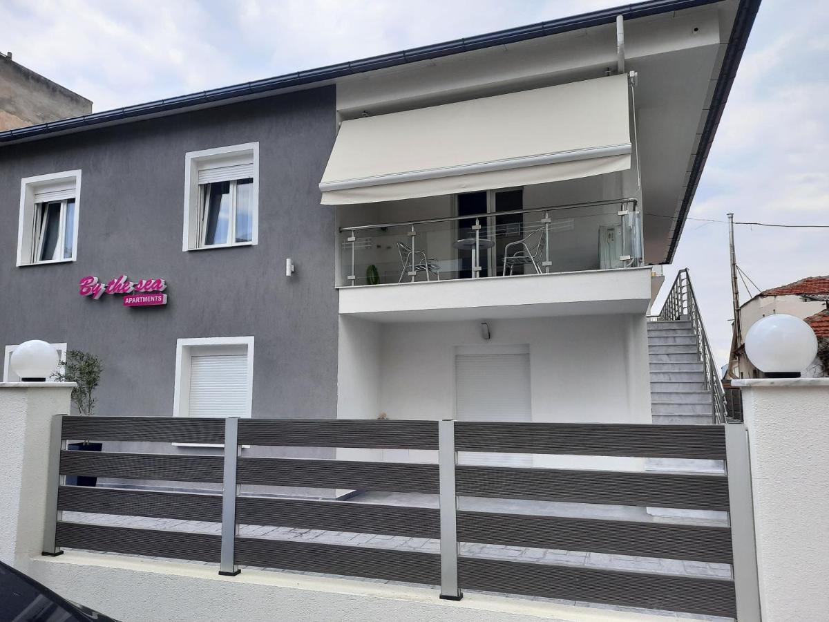 By The Sea Apartment Peraia  Ngoại thất bức ảnh