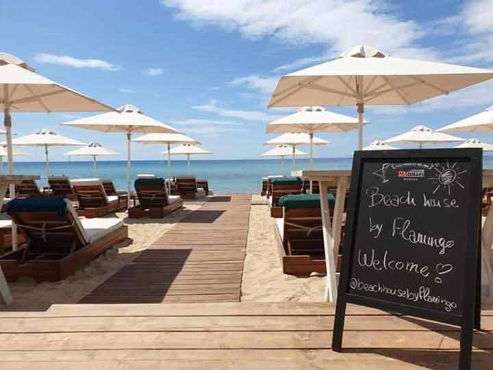 By The Sea Apartment Peraia  Ngoại thất bức ảnh