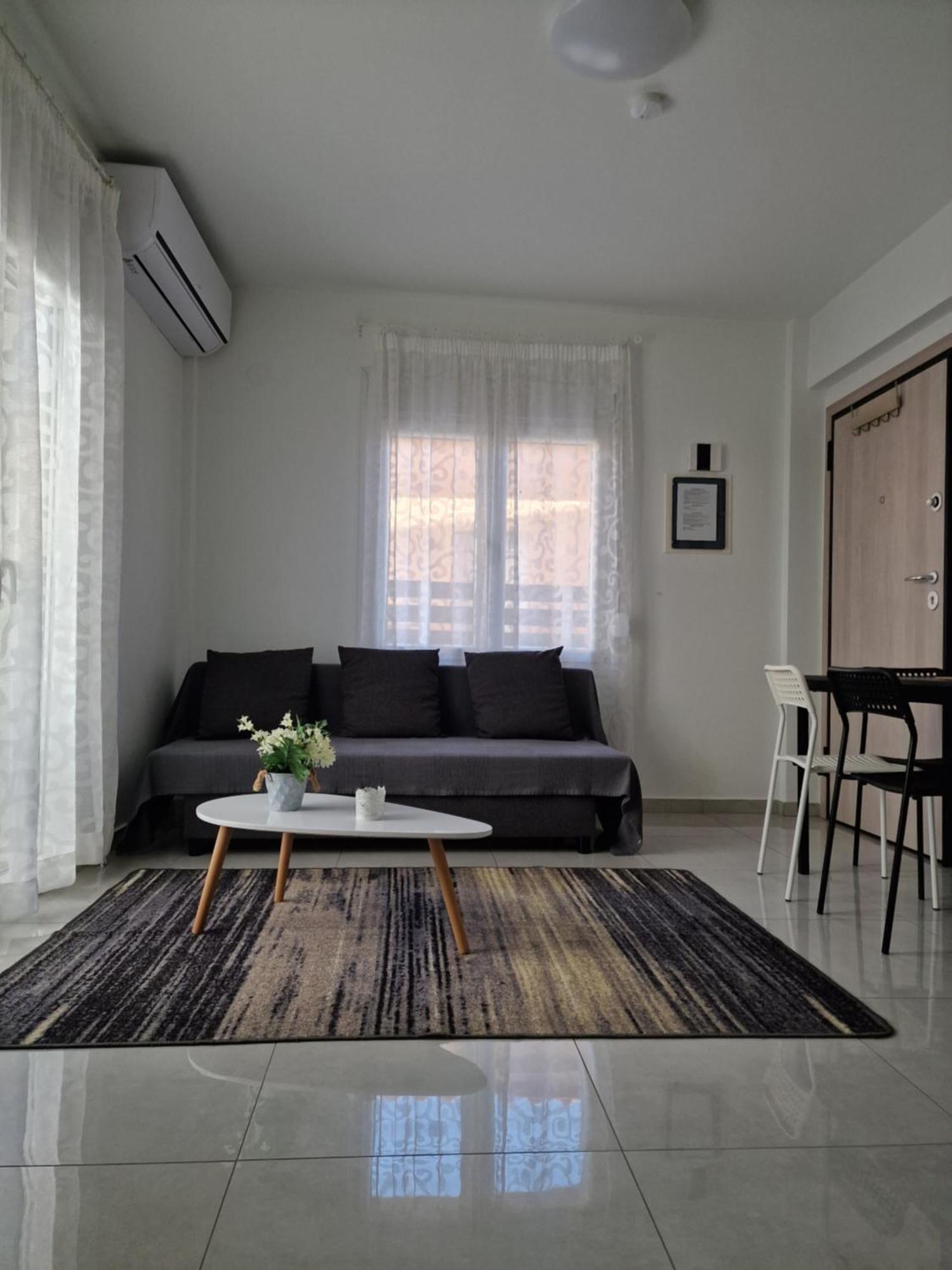 By The Sea Apartment Peraia  Phòng bức ảnh
