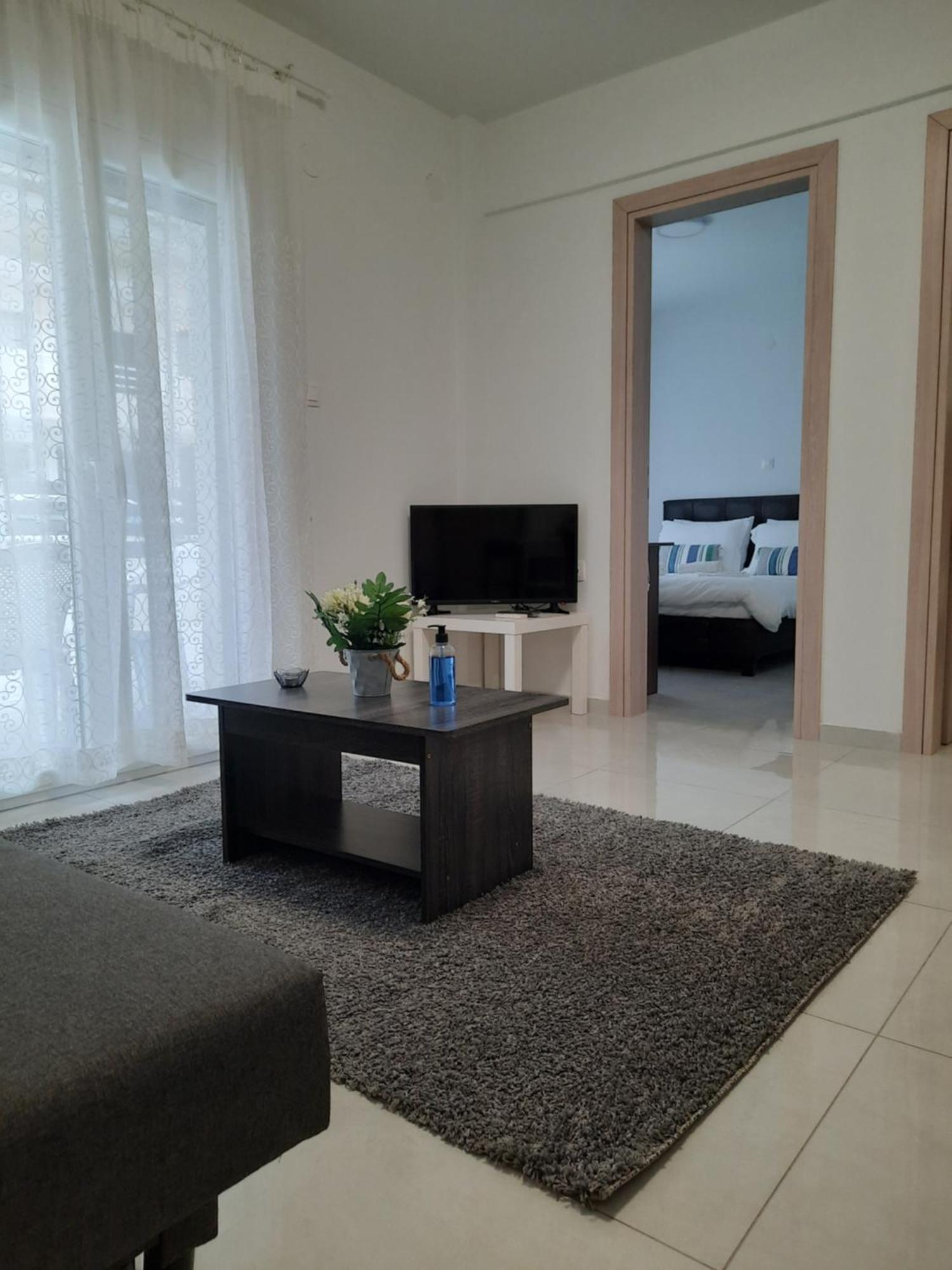 By The Sea Apartment Peraia  Ngoại thất bức ảnh