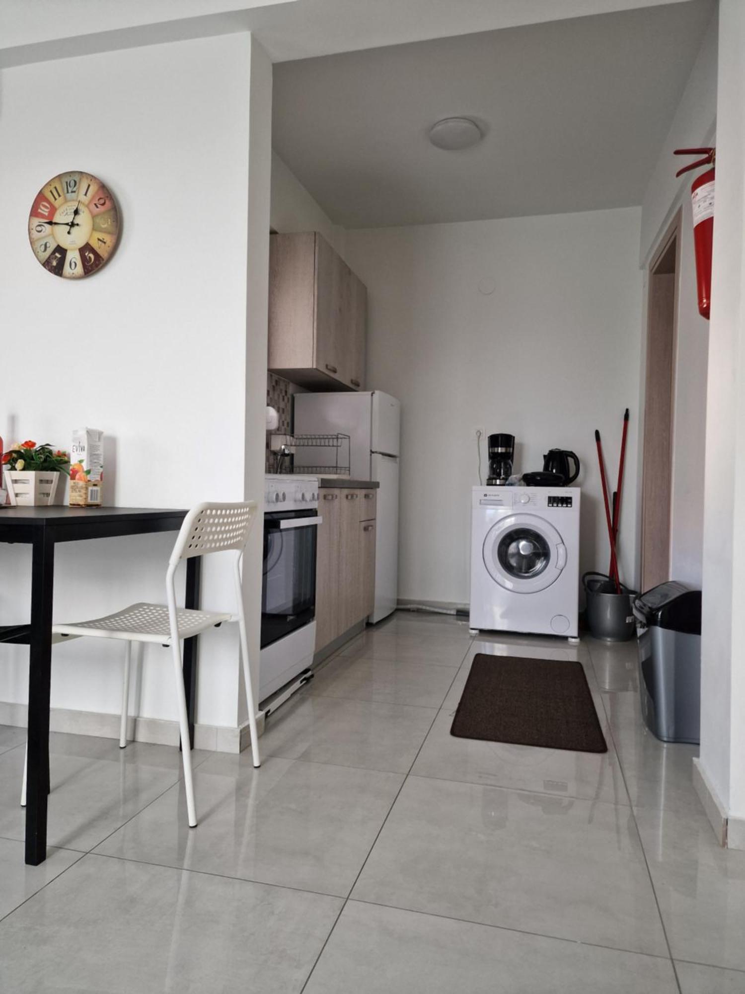 By The Sea Apartment Peraia  Ngoại thất bức ảnh
