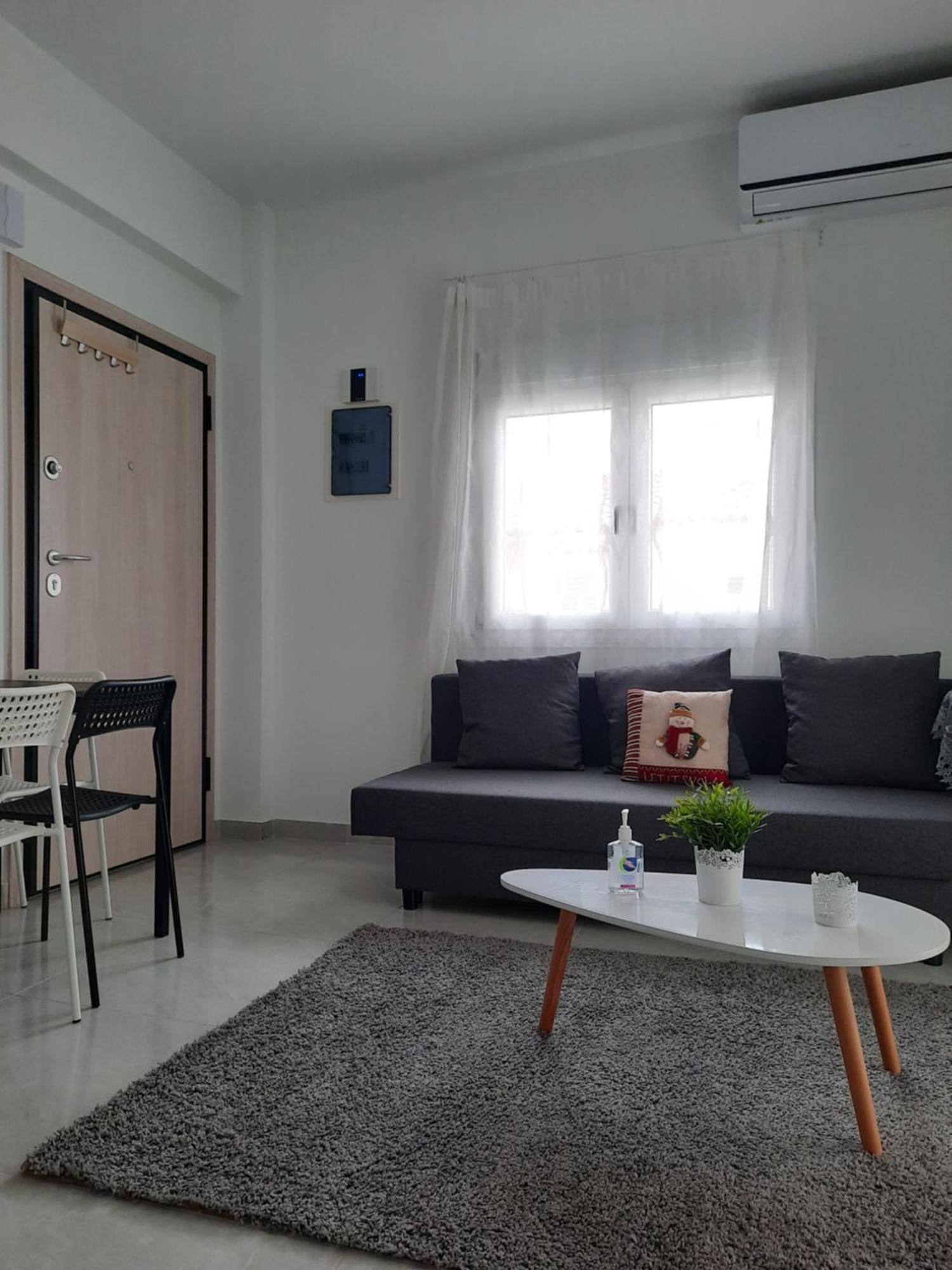 By The Sea Apartment Peraia  Phòng bức ảnh