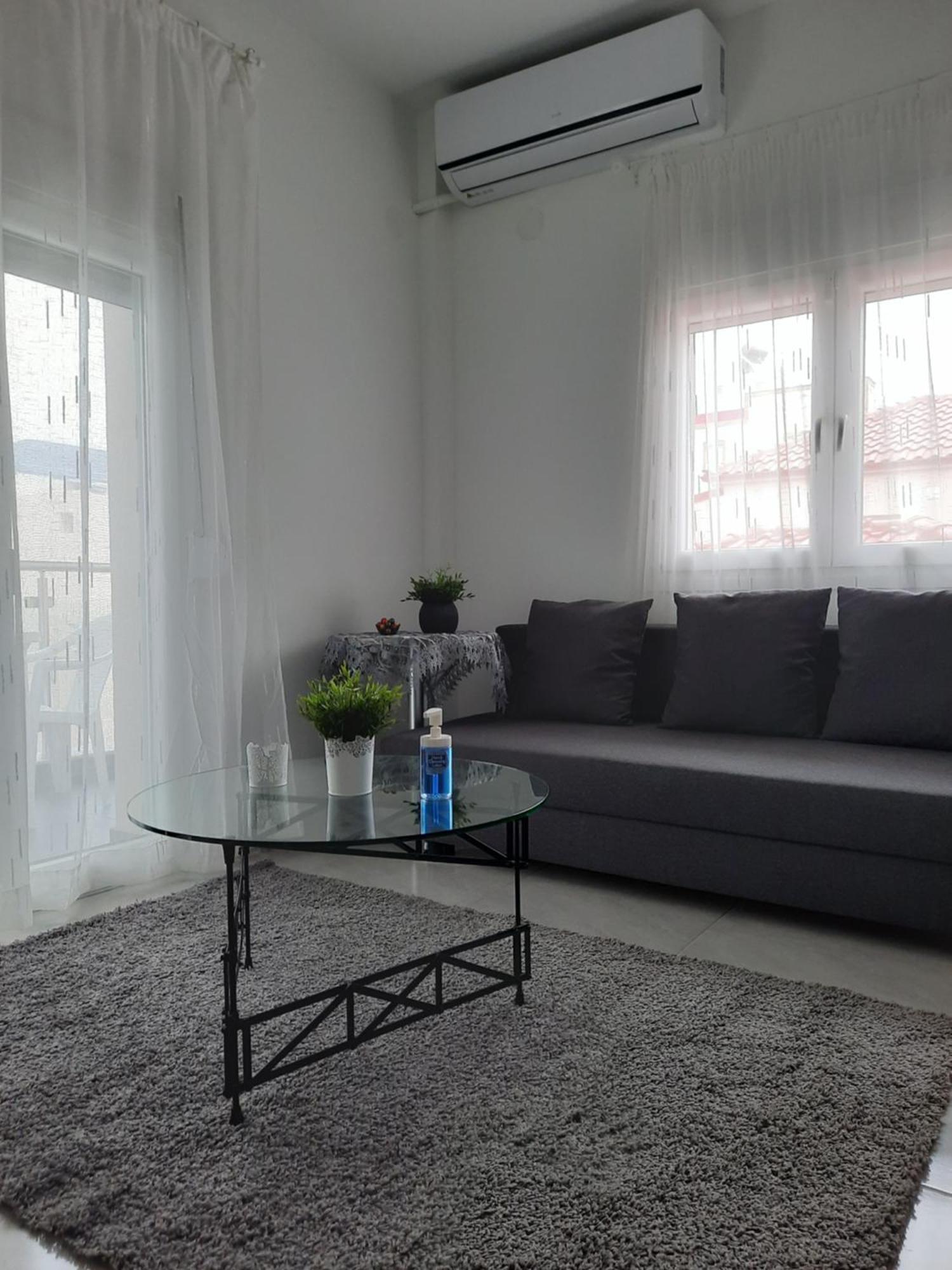 By The Sea Apartment Peraia  Phòng bức ảnh