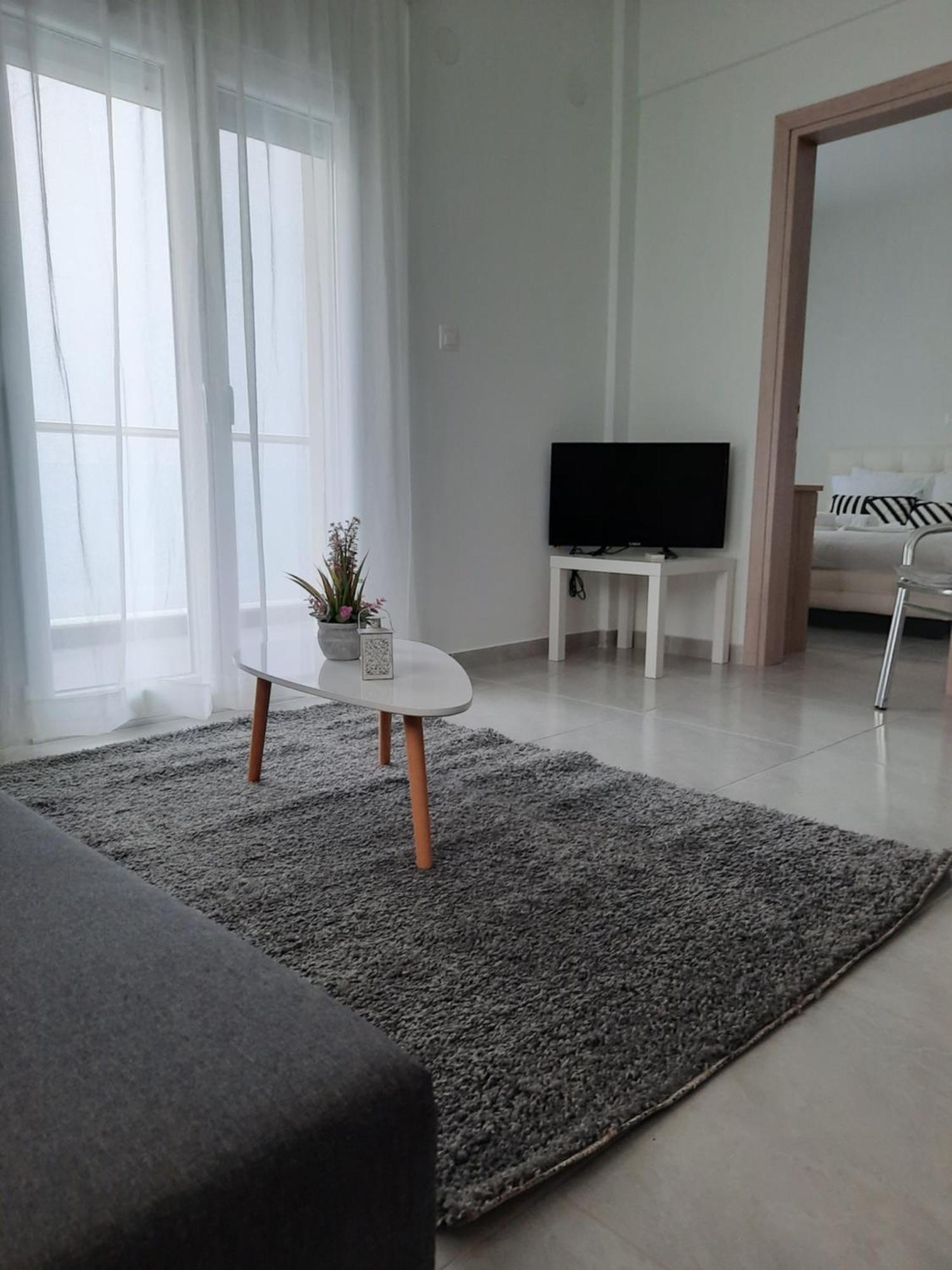 By The Sea Apartment Peraia  Phòng bức ảnh