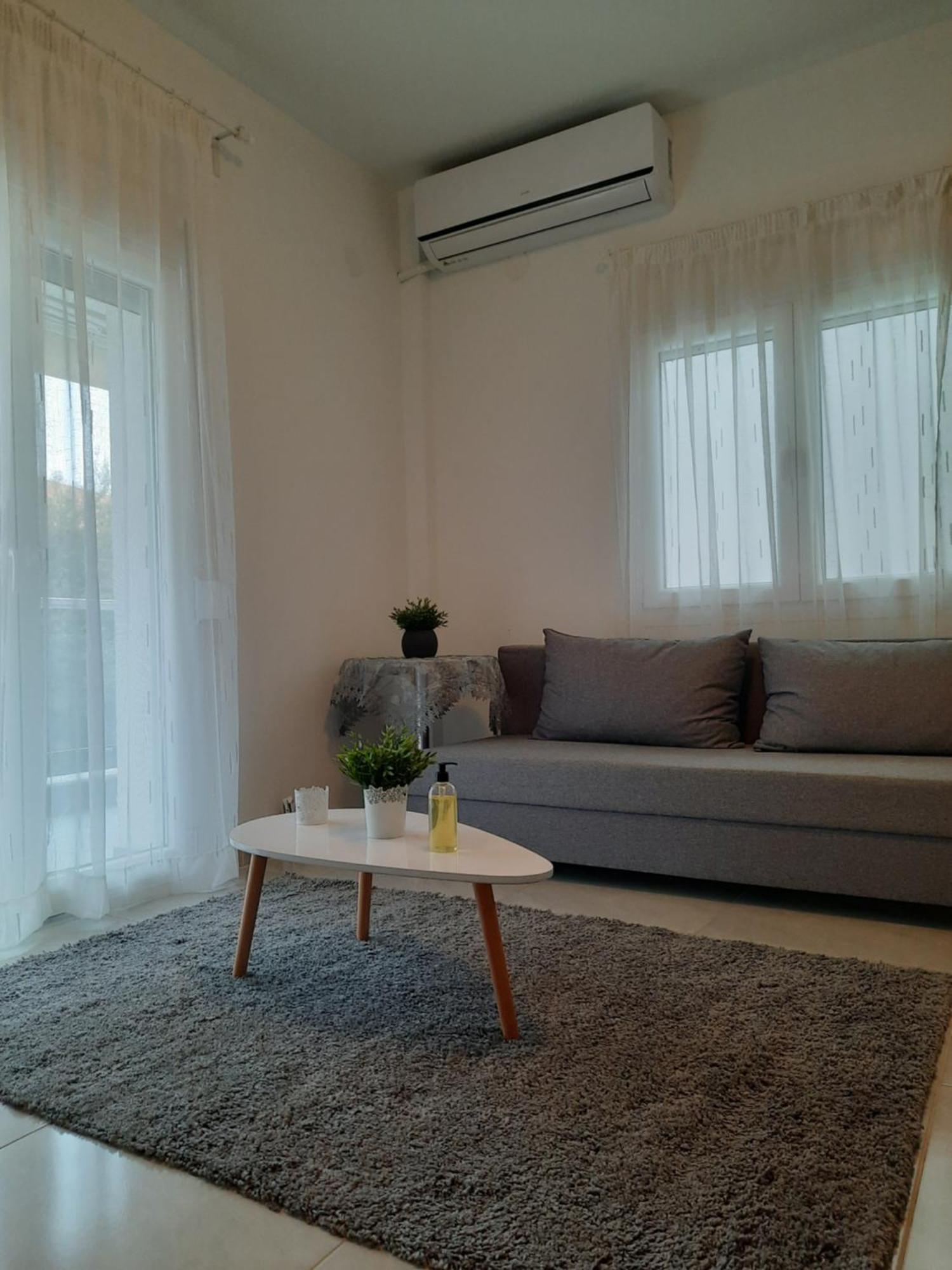 By The Sea Apartment Peraia  Phòng bức ảnh